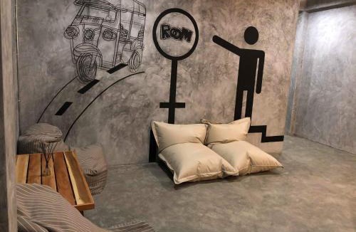 Chaweng City Center Hostel | Blackjack Bar and Hostel