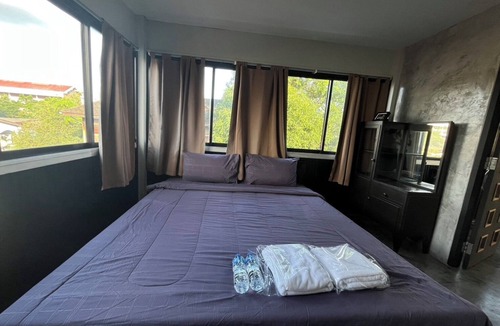 Wat Bowon Niwet Hostel | BNK89 Hostel