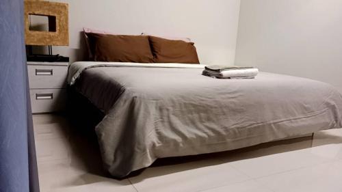 Chaiyasathan Apartment | Brianna Balcony Apartment