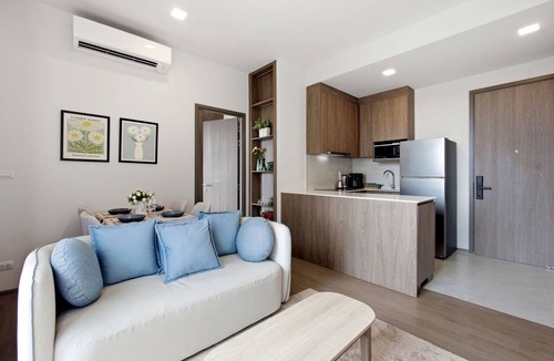 Bang Tao Apartment | Bright 2-bedroom apartment with AC in gorgeous Tambon Choeng Thale