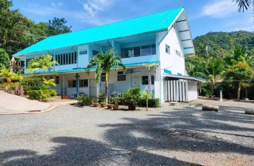 Ko Chang House | Budget Blue Sapphire