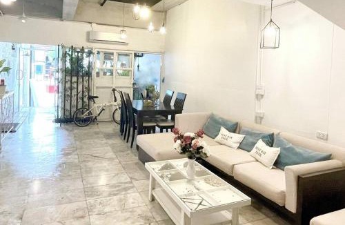 Nimman Villa | Cafe home