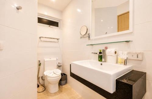 Rawai Apartment | Calm Ocean 1BR Stay with Resort Amenities #C304