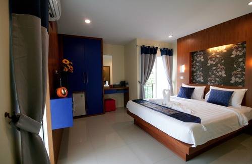 Nanai Road Hotel | Calypso Patong Hotel