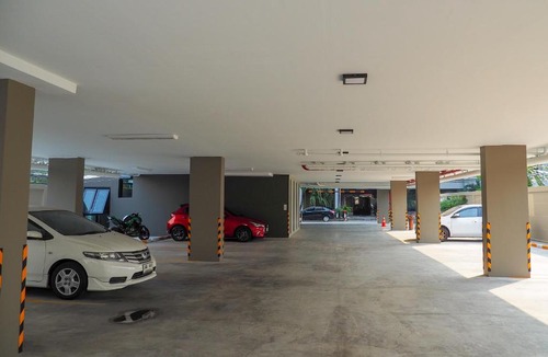 Chan Kasem Hotel | Casaluxe Hotel and Resident