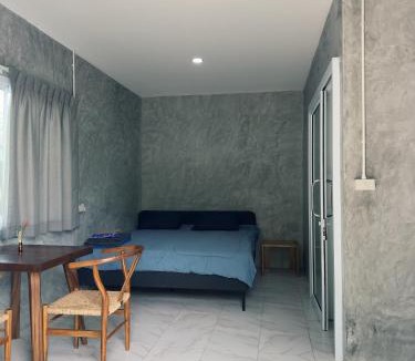 Thong Sala House | Central Hideaway