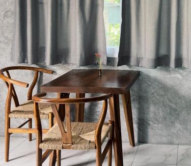 Thong Sala House | Central Hideaway