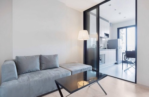 Pattaya Bay Condo | Central Pattaya Fully Equipped Condo Next to Beach