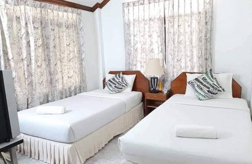 Nakhon Nayok Hotel | Chakdaw Mountain View Resort