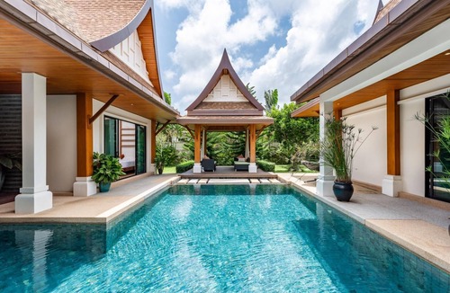 Rawai Villa | Champagne Villa, Luxurious Tropical Pool Villa