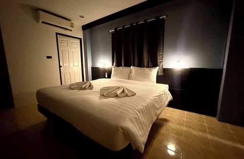 Patong Hotel | Chapter 26 Guesthouse