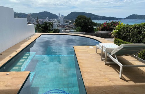 Patong Apartment | Charming 1-bedroom apartment in Patong with Private pool ,Jacuzzi and ocean view