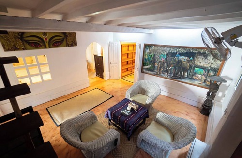 Luang Prabang Villa | Charming 2-bedroom apartment in a Heritage Villa with AC
