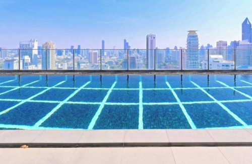 Asoke Apartment | Charming 2 Bedroom Apartment in Heart of Phrom Phong