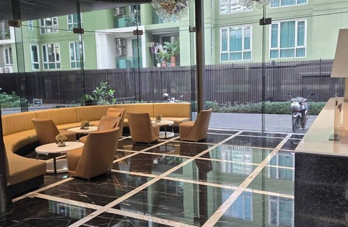 Asoke Apartment | Charming 2 Bedroom Apartment in Heart of Phrom Phong