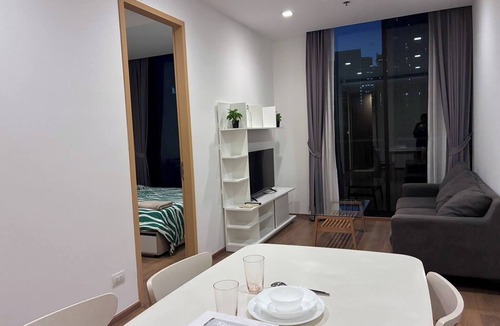 Asoke Apartment | Charming 2 Bedroom Apartment in Heart of Phrom Phong