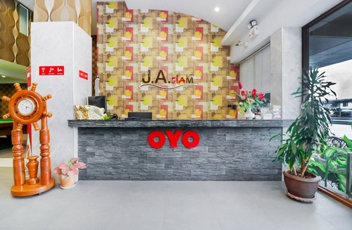 Central Pattaya House | Charming Standard Double | Stay in Siam City