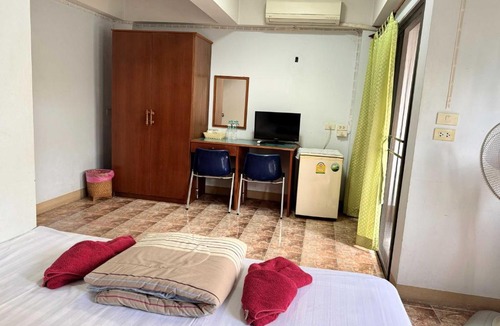 Sri Phum House | Collection O Banwiang Guesthouse