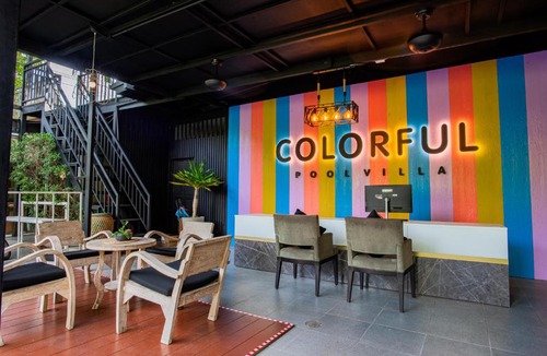 Thep Kasattri Hotel | Colorful Pool Villa
