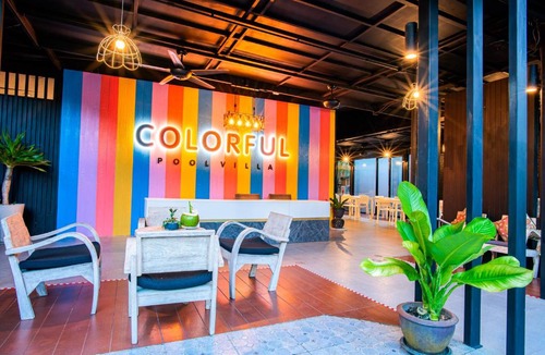 Thep Kasattri Hotel | Colorful Pool Villa