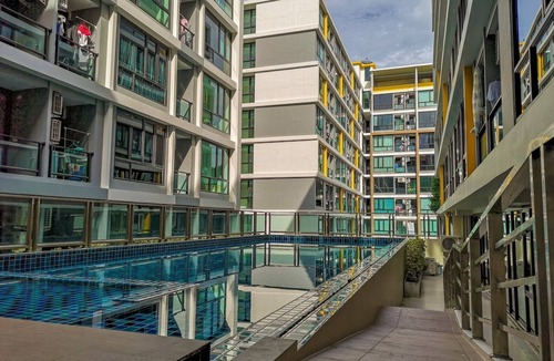 Khanna Yao Apartment | Condo Pool & Gym near MRT Station and Malls