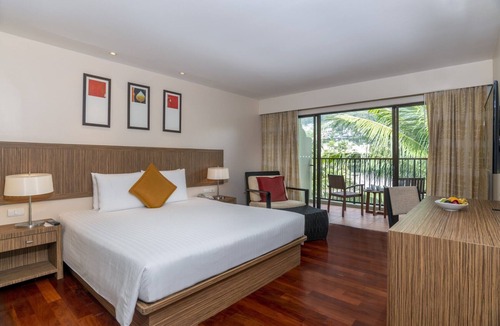 Laguna Hotel | Condotel at Surin Beach