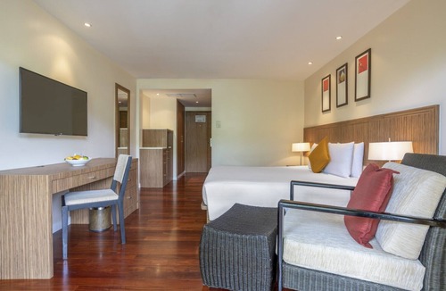 Laguna Hotel | Condotel at Surin Beach