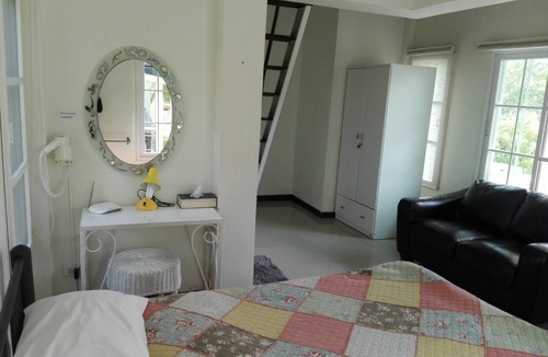 Nong Nam Daeng Hotel | Cottages at Hill Resort