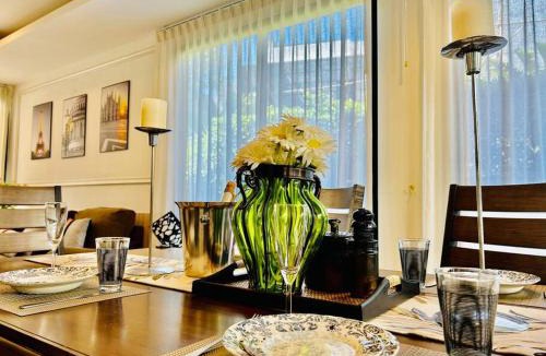 Laguna House | Country club townhouse