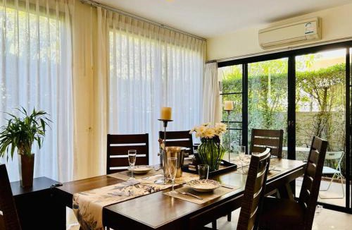 Laguna House | Country club townhouse