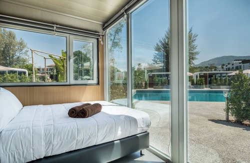 Cherngtalay Cabin | Cozy 1-bedroom cabin in lovely Tambon Choeng Thale with AC