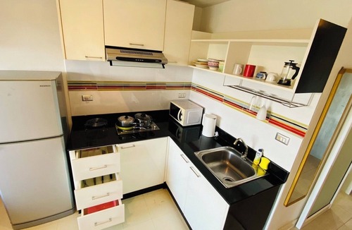 Talat Yai Condo | Cozy 2-bedroom condo in Phuket Town with AC, WiFi