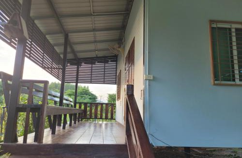 Suan Phueng House | Cozy Cottage Farm stay Suanphueng