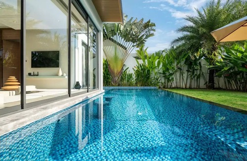 Sa Khu Villa | Cozy Pool Villa Naiyang Beachnn