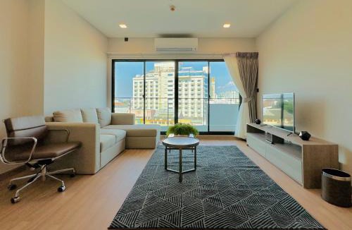 Chang Khlan Apartment | cozy spacious family suite with three bedrooms and two bathrooms