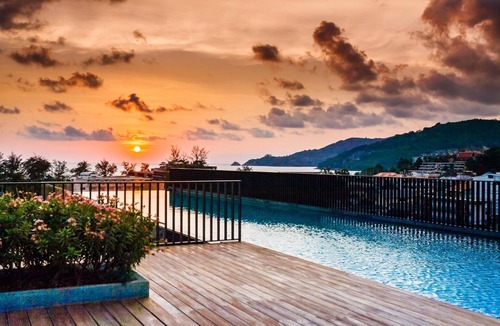 Patong Apartment | D263 - Mountain view top floor studio in Patong