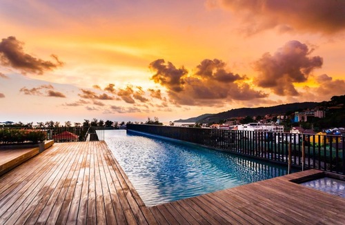 Patong Apartment | D263 - Mountain view top floor studio in Patong