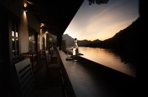 Nong Khiaw House | Dokchampa River View Villa