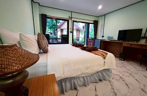 Satun Hotel | Dong Talay Lipe Beach Resort