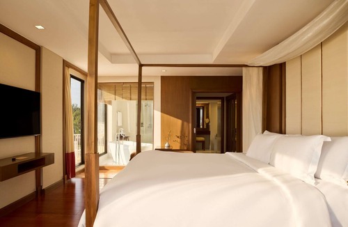 Pattaya Bay Hotel | Dusit Thani Pattaya