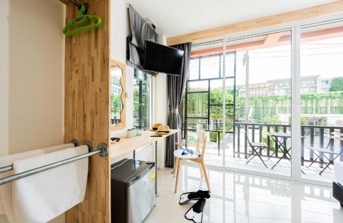 Ban Bo Han Hotel | Dwell Phuket Airport Hotel at Naiyang