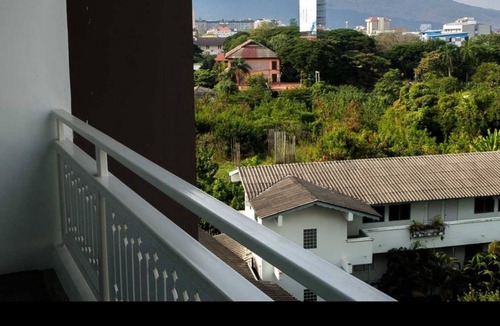 Sri Phum Apartment | EQUIPPED APARTMENT IN THE CENTER OF CHIANG MAI