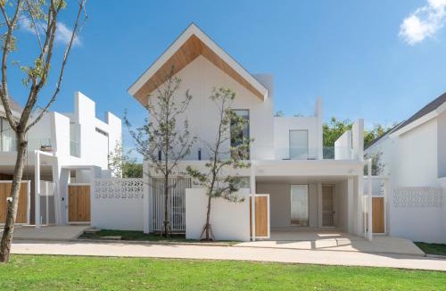 Si Sunthon Villa | Exclusive New Build - Designer 3BR Pool Villa in Prestigious LuxPride 4 L7 Residence