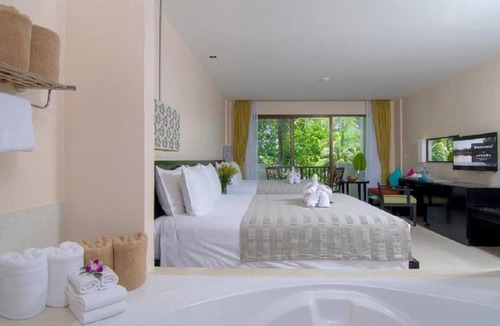 Khuk Khak Beach Resort | Family Deluxe Resort Stay AR#7