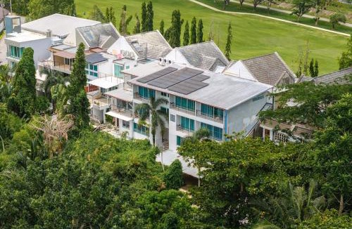 Kathu Villa | Family & Group Retreat with Golf Course View V330