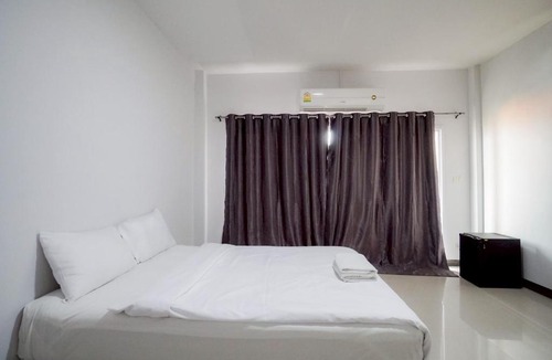 Sri Phum Apartment | Flight Place Santitham - สันติธรรม