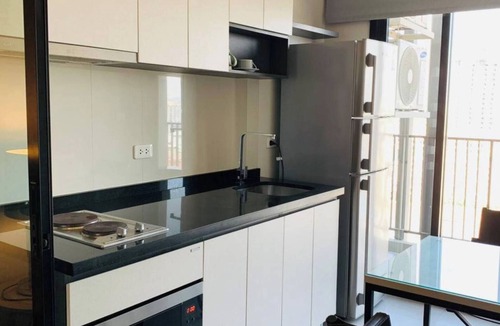 Pattaya Bay Condo | Fully Furnished Excellent Location - Next to Beach