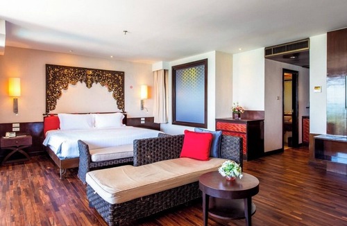 North Pattaya Resort | Garden Cliff Resort and Spa