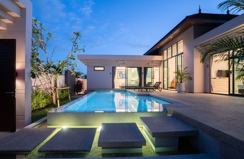 Choeng Thale Villa | Gold Chariot Pool Villa A3