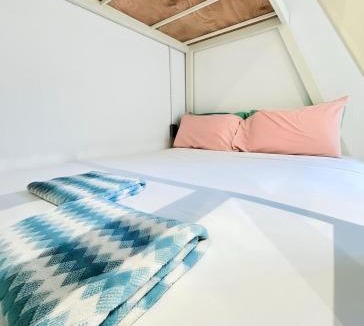 Chana Songkhram House | gugu bed